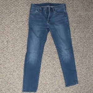 Gap Denim Jeans: Size- 33x32 Slim